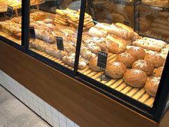 -Dough&Joe团憩(瑞虹天地月亮湾店)