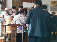 -笑来喜馄饨小笼工坊店(湖滨街店)