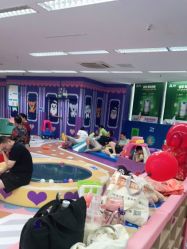 -孩子王童乐园(马群店)