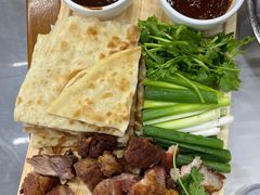 -一口猪海鲜浑锅·东北家常菜