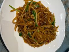 -哈啾嗨·新概念蒙餐(红星新城店)