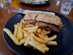 -12 Rocks Beach Bar Cafe