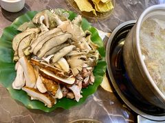 -野菌园·野生菌火锅首创第一家(关兴路总店)