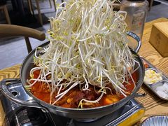 辣汤鸡爪-吴草鸡爪오초닭발韩食堂(融恒盈嘉中心店)