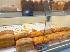 -HOT CRUSH趁热集合·现烤面包(环球港店)