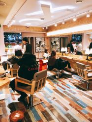 -构想时尚发型会所