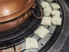 -阿山卓·野生菌火锅·纳西火塘烤肉