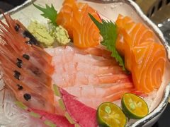 -山川小町·极番烧肉(新地假日广场店)