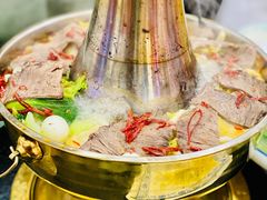 土火锅-撒拉人家.酸菜牦牛肉火锅