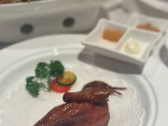 -景月阁空中食府(希尔顿酒店)