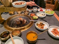 -韩白山·朝鲜族烤牛肉·酱蟹(长宁龙之梦店)