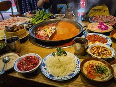 -巴卤社老火锅(财富店)