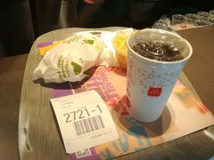 -麦当劳(健德桥得来速店)