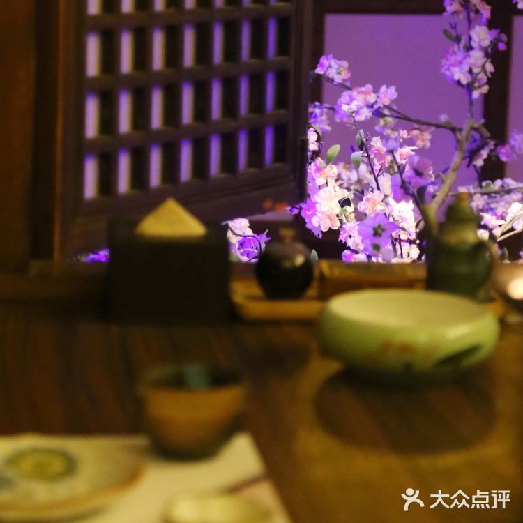 只是吃个饭，以为到了电视剧拍摄地