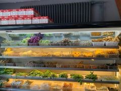 自助取餐区-万记麻辣烫国展总店