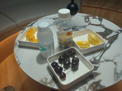 -涨巢·潮玩水疗局