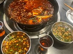 -鸿顺老铁锅美蛙鱼府(解放碑店)