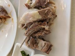 精品手扒肉-那达慕蒙古风味酒楼