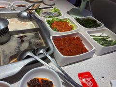 -海底捞火锅(杭州庆春路夜宵主题店)