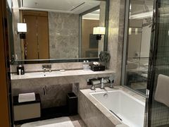 -上海宝华万豪酒店