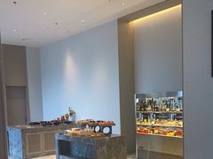 -大连星海皇冠假日酒店