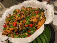 青椒紫苏牛蛙-蛙蛙叫·干锅年代(钻石广场店)