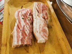 -江南猪肉商会无限续吃(弘大店)