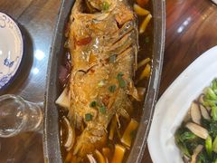 -缘来聚·徽菜名店(黄山宏村店)