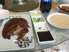 片皮鸭-绍兴饭店(大宁店)
