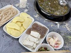 -韩妹鱼庄·泸定老字号(泸定店)