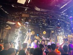 -滨海欢乐昔唐酒吧(财富星座店)