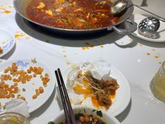 -爱你您·自家鱼塘·活水喷泉鱼火锅(八里店)