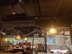 -佬麻雀·新湘菜(珠海金发购物中心店)