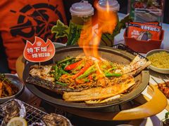 -鸣记脆皮烤鱼·海鲜烤鱼(三八广场店)