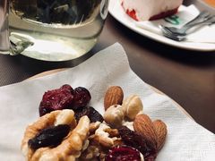 -西西弗书店&矢量咖啡(凯德晶萃广场店)