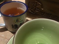餐具摆设-斗鸡饭场伙(新南门店)