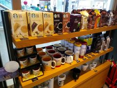 零售区-星巴克(北京王府井店)