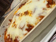 -玛格萝妮比萨屋(四平店)