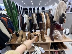 -王府井百货(中州中路店)