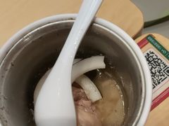 -华记煲仔华·煲仔饭(市桥易发店)