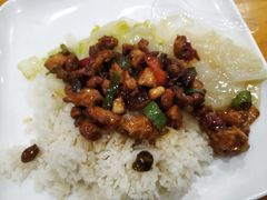 -华中科技大学东三学生食堂