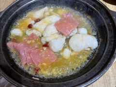 -极有家小鱼小鸡石锅煲(佳兆业店)