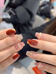 -UGIRL有个美甲
