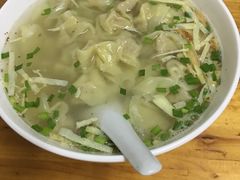 -胖子馄饨坊(天目大厦东南)
