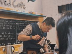-Be Lived Cafe比例咖啡(摩天轮店)