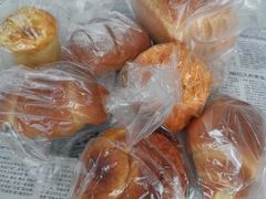 -沁屋面包店(人民东路店)