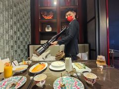 -海派悦庭·海胆烧麦·新融合菜(凯德广场店)