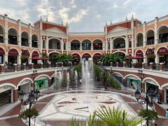 -佛罗伦萨小镇广佛名品奥特莱斯(疏港路店)