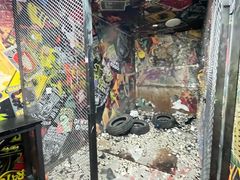 -不可思议减压馆·解压博物馆·摔碗发泄·团建定制