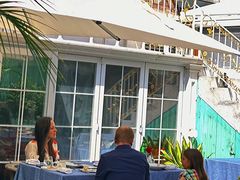 -弦月窗LUNETTE BY AMANDA(复兴路店)